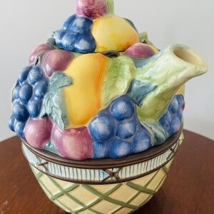 Vintage Mikasa Garden Harvest sculpted fruit ceramic teapot, Beautiful